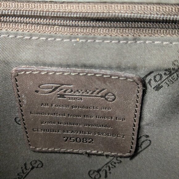Share Vintage FOSSIL Brown Pebbled Leather Crossbody Messenger Bag Purse 75082 - Picture 4 of 5